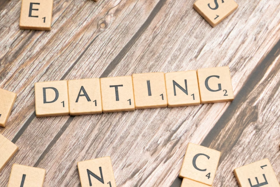 How to Write a Dating Profile